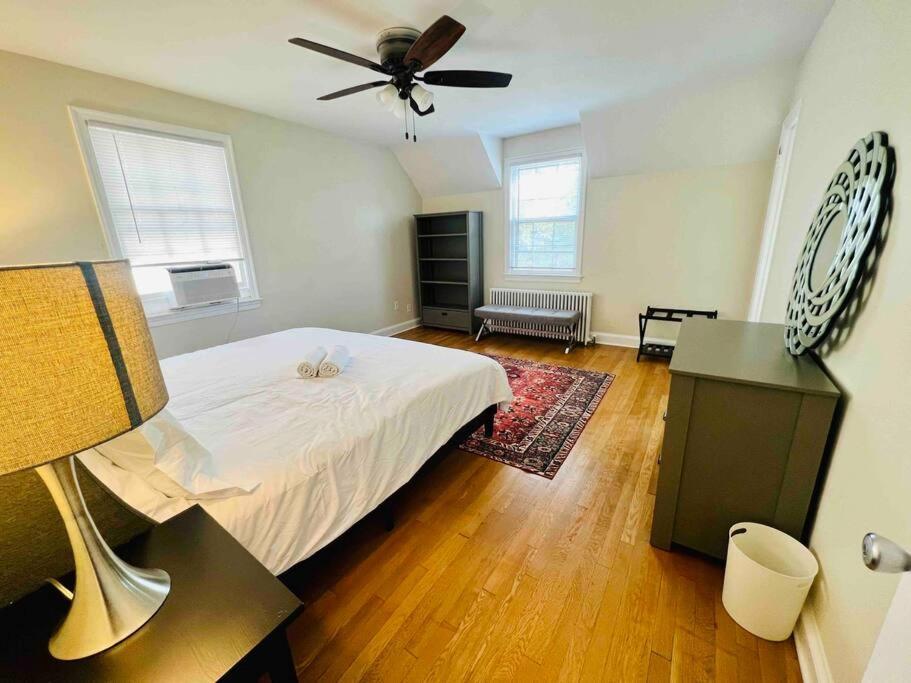 Dc'S Best Location 4 Bed With Parking Walk To Metro And Nightlife Bethesda Row Chevy Chase Kültér fotó